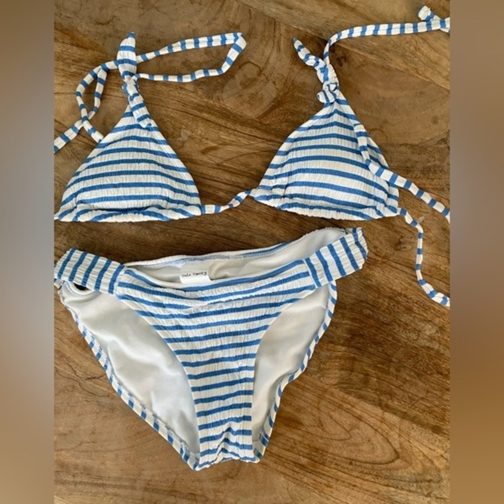 Hula Honey never worn string size small bikini
